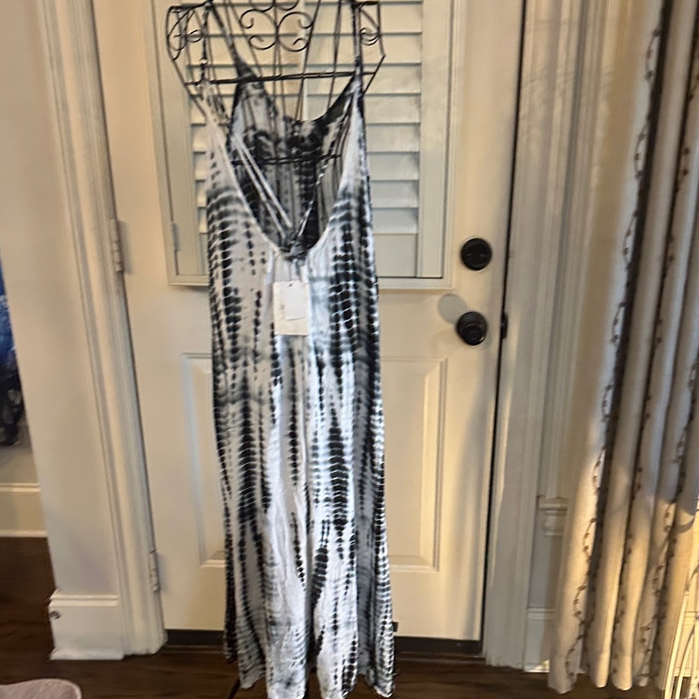 Raviya Monochrome Tie-Dye Maxi Dress - Picture 4 of 7